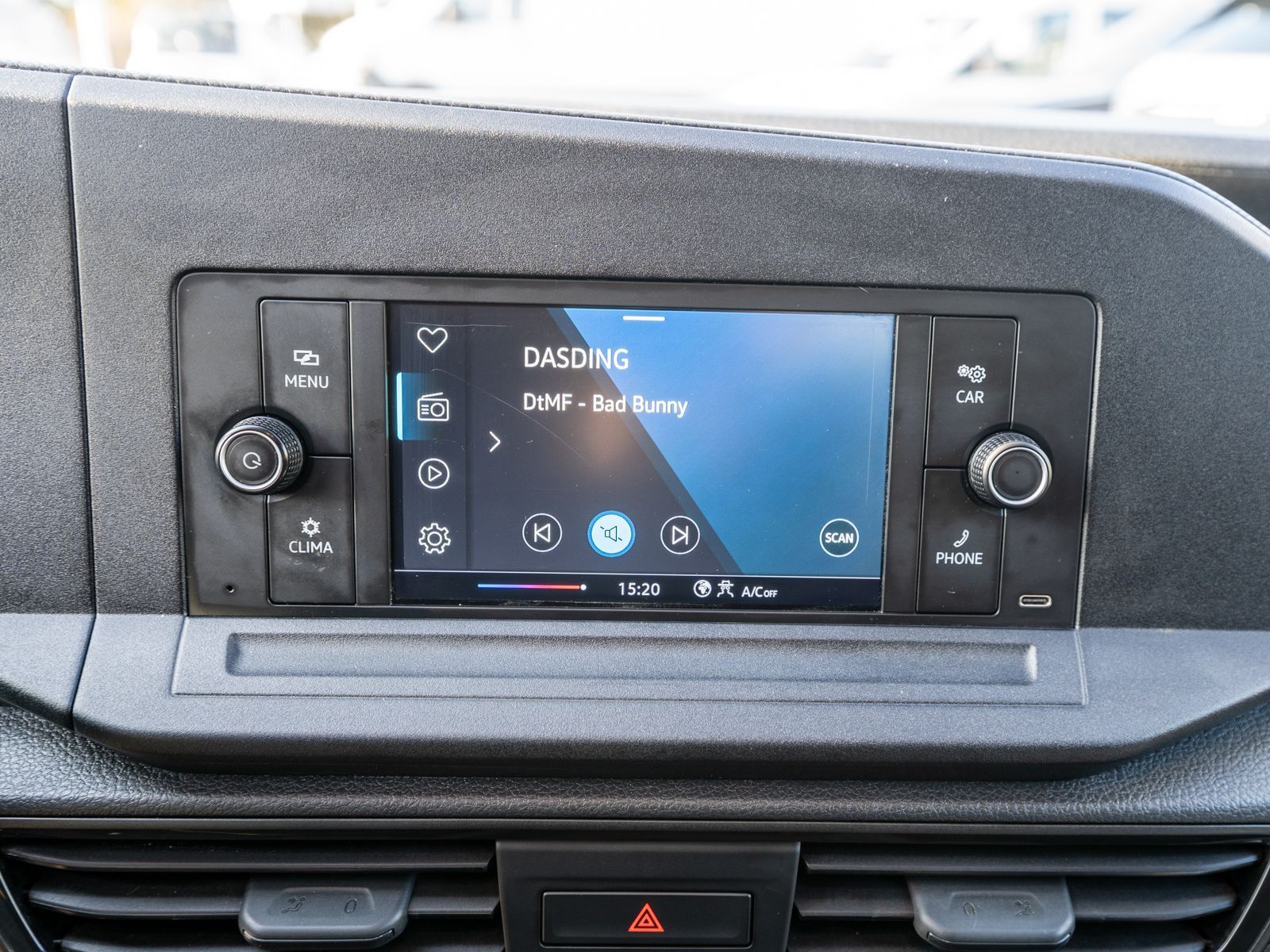 Fahrzeugabbildung Volkswagen Caddy Cargo Maxi 2.0 TDI EcoProfi PDC Klima AHK