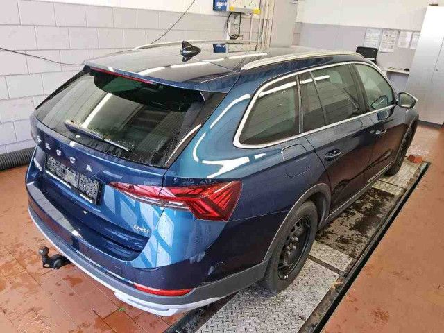 Fahrzeugabbildung SKODA Octavia Combi Scout 2.0 TDI 4x4 DSG LED HUD AHK