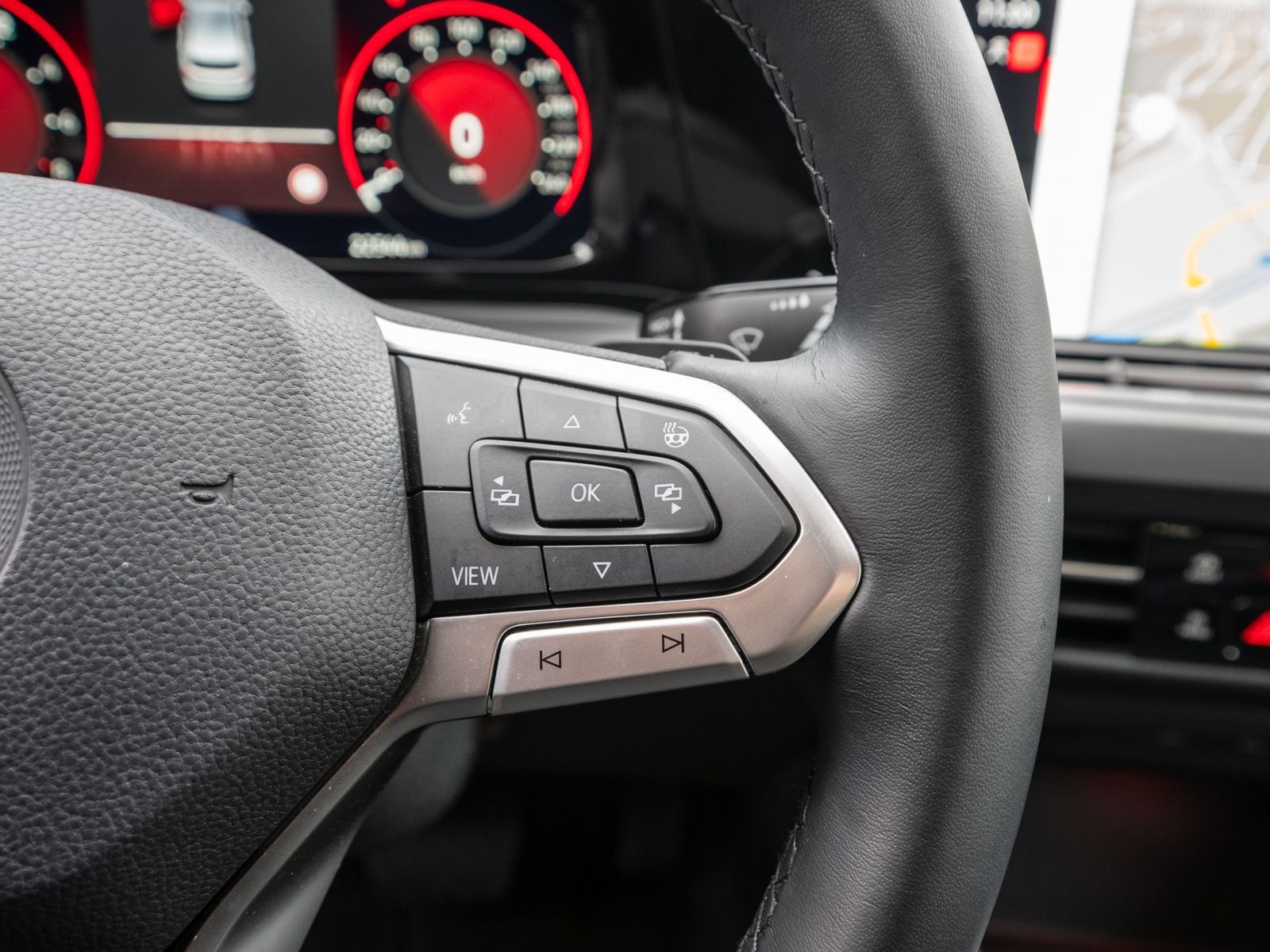 Fahrzeugabbildung Volkswagen Golf Style 1.4 eHybrid DSG LED NAVI RFK SHZ HUD