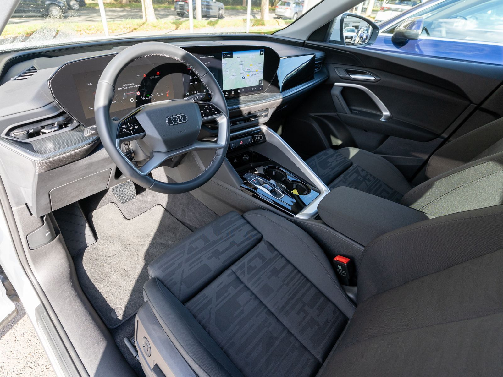 Fahrzeugabbildung Audi Q5 SUV TDI quattro Stronic LED NAVI PANO RFK AHK