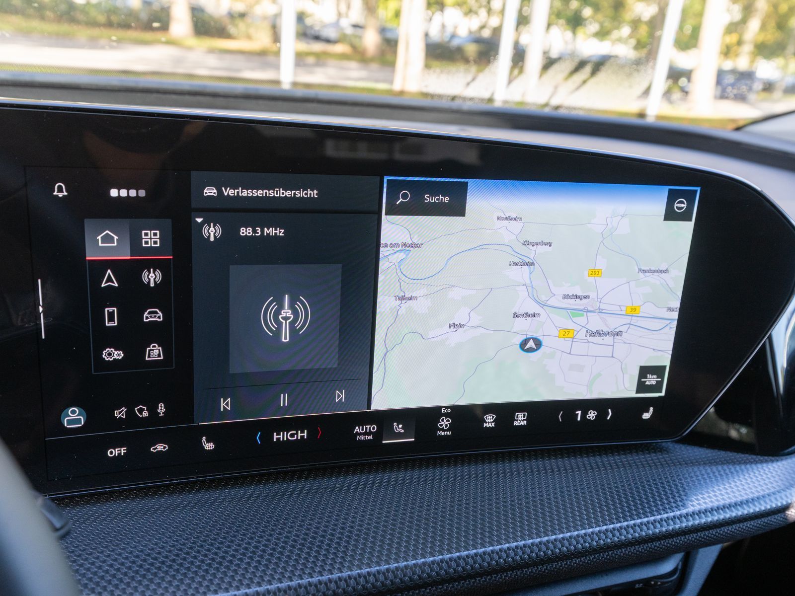 Fahrzeugabbildung Audi Q5 SUV TDI quattro Stronic LED NAVI PANO RFK AHK