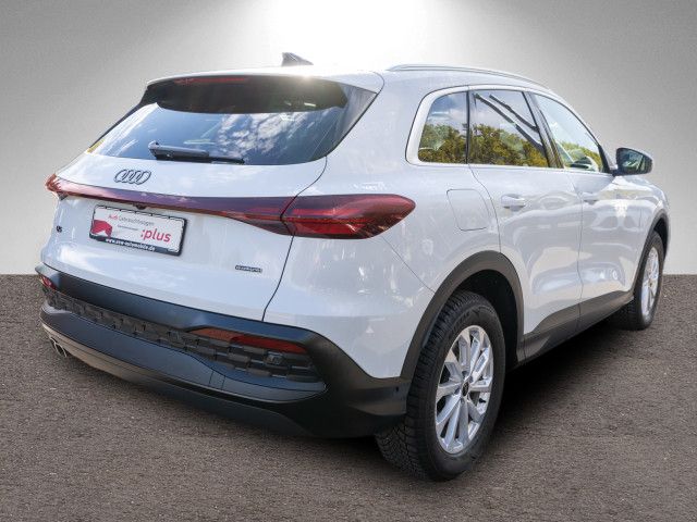 Fahrzeugabbildung Audi Q5 SUV TDI quattro Stronic LED NAVI PANO RFK AHK
