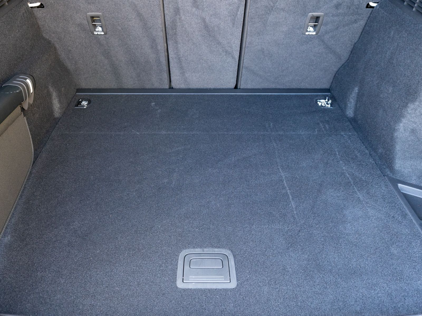 Fahrzeugabbildung Audi Q5 SUV TDI quattro Stronic LED NAVI PANO RFK AHK