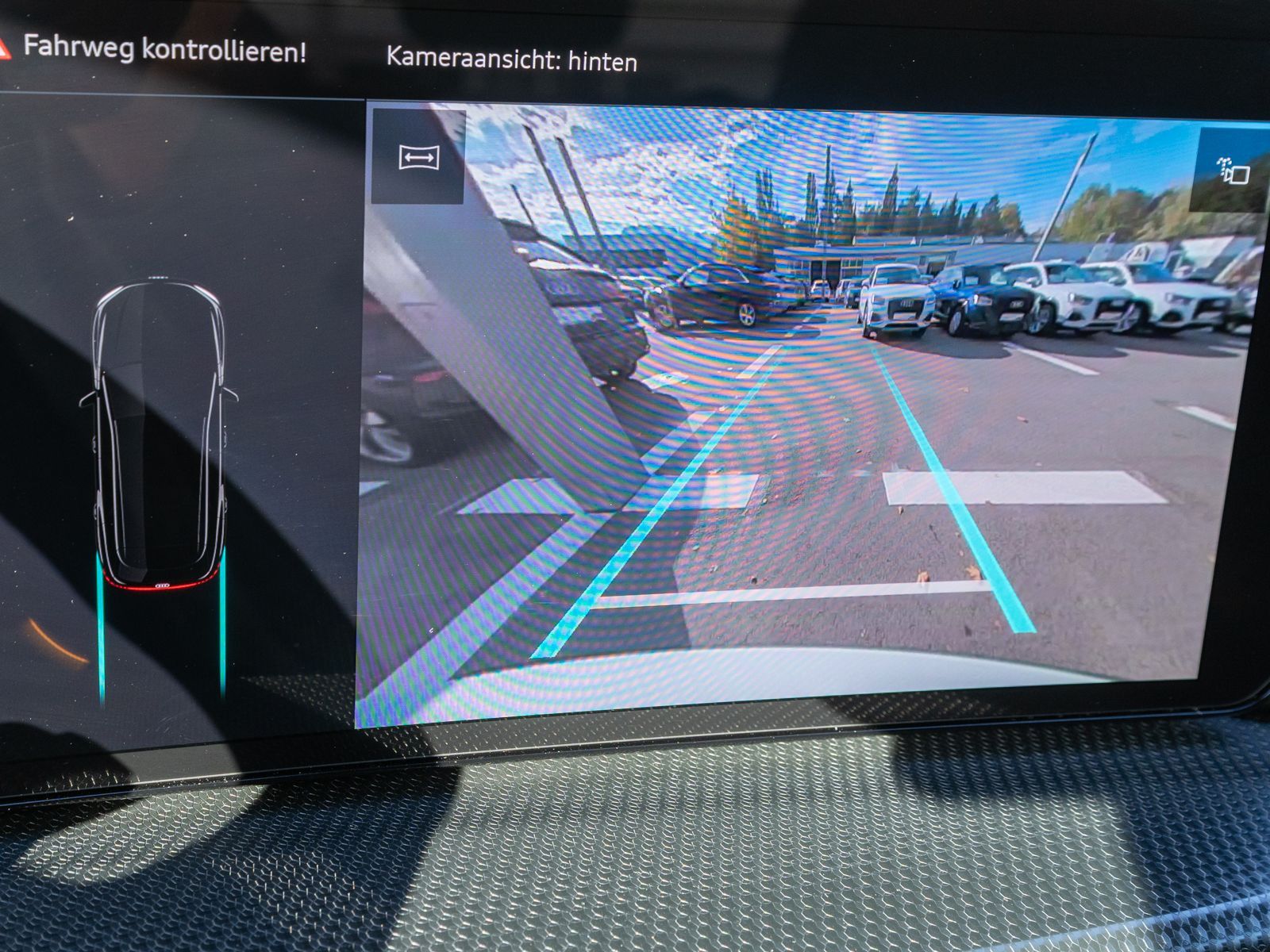 Fahrzeugabbildung Audi Q5 SUV TDI quattro Stronic LED NAVI PANO RFK AHK