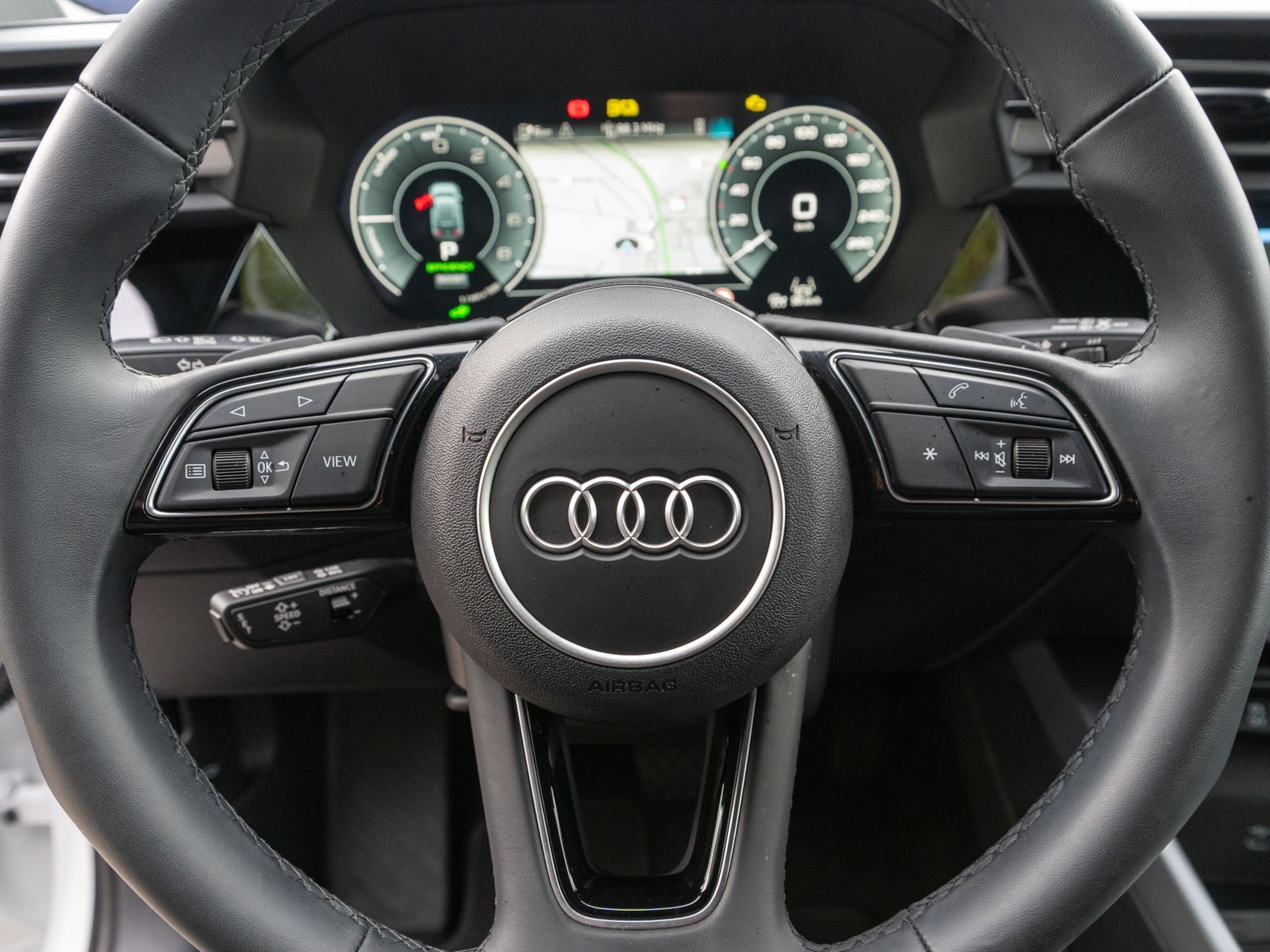 Fahrzeugabbildung Audi A3 Sportback Advanced TFSI e NAVI LED RFK ACC VC