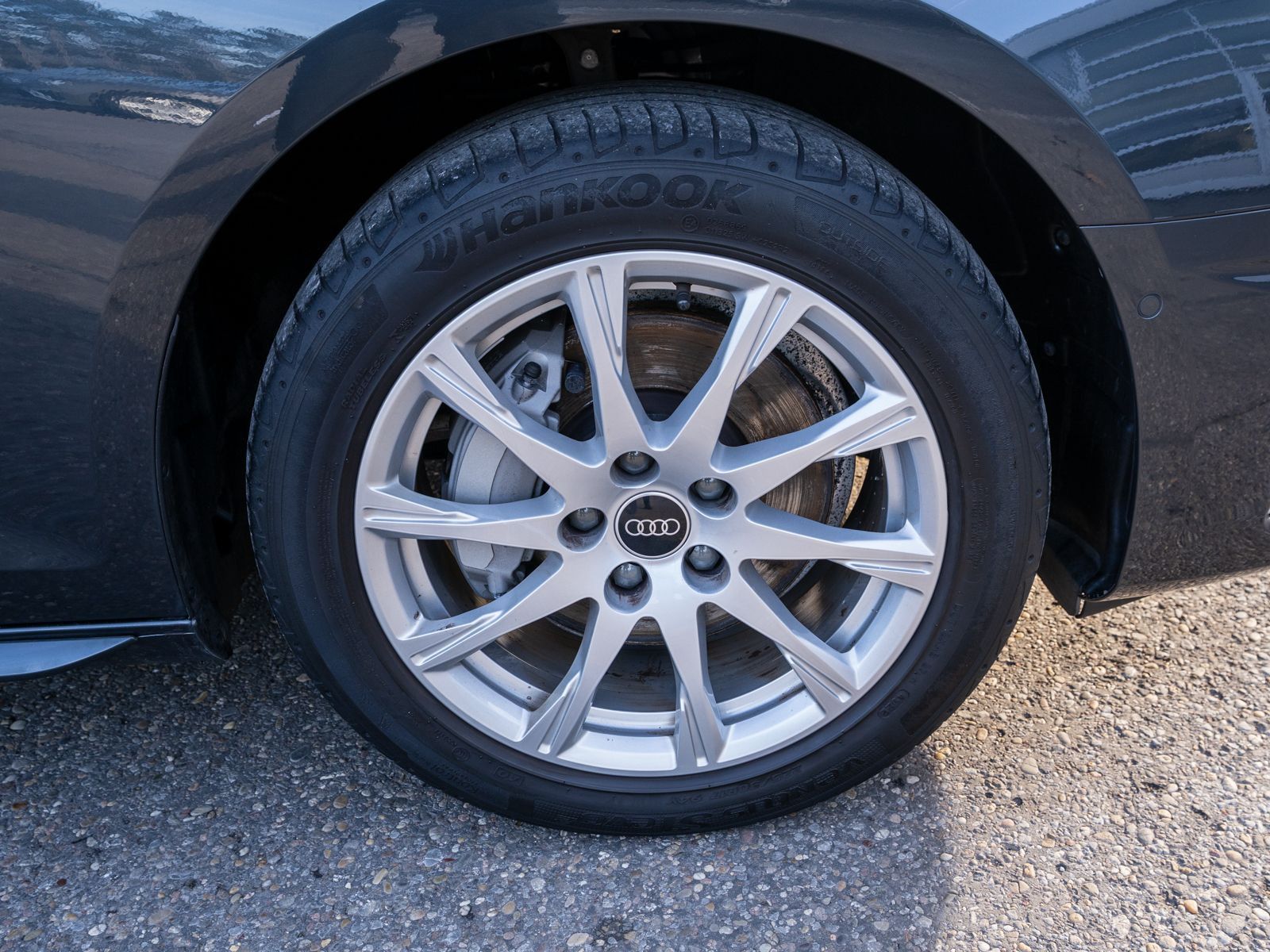 Fahrzeugabbildung Audi A4 Avant advanced 40TDI NAVI MATRIX ACC 360°