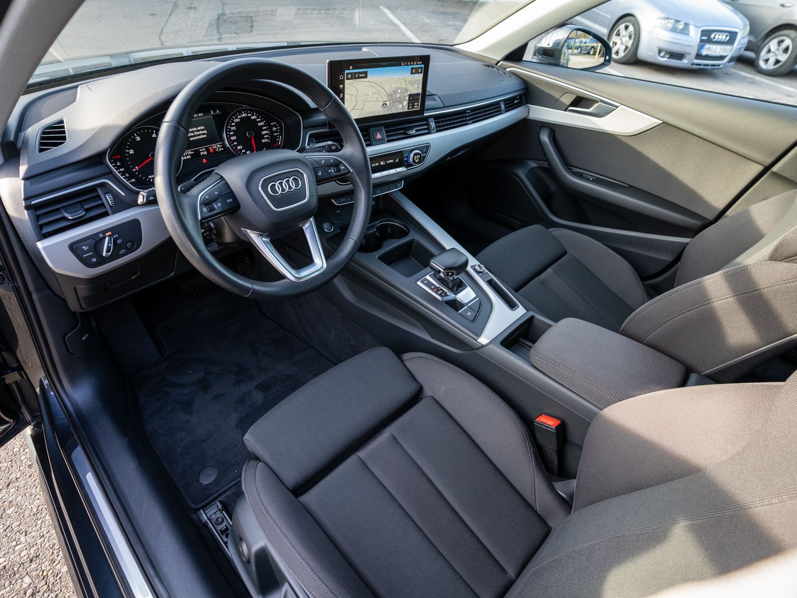 Fahrzeugabbildung Audi A4 Avant advanced 40TDI NAVI MATRIX ACC 360°