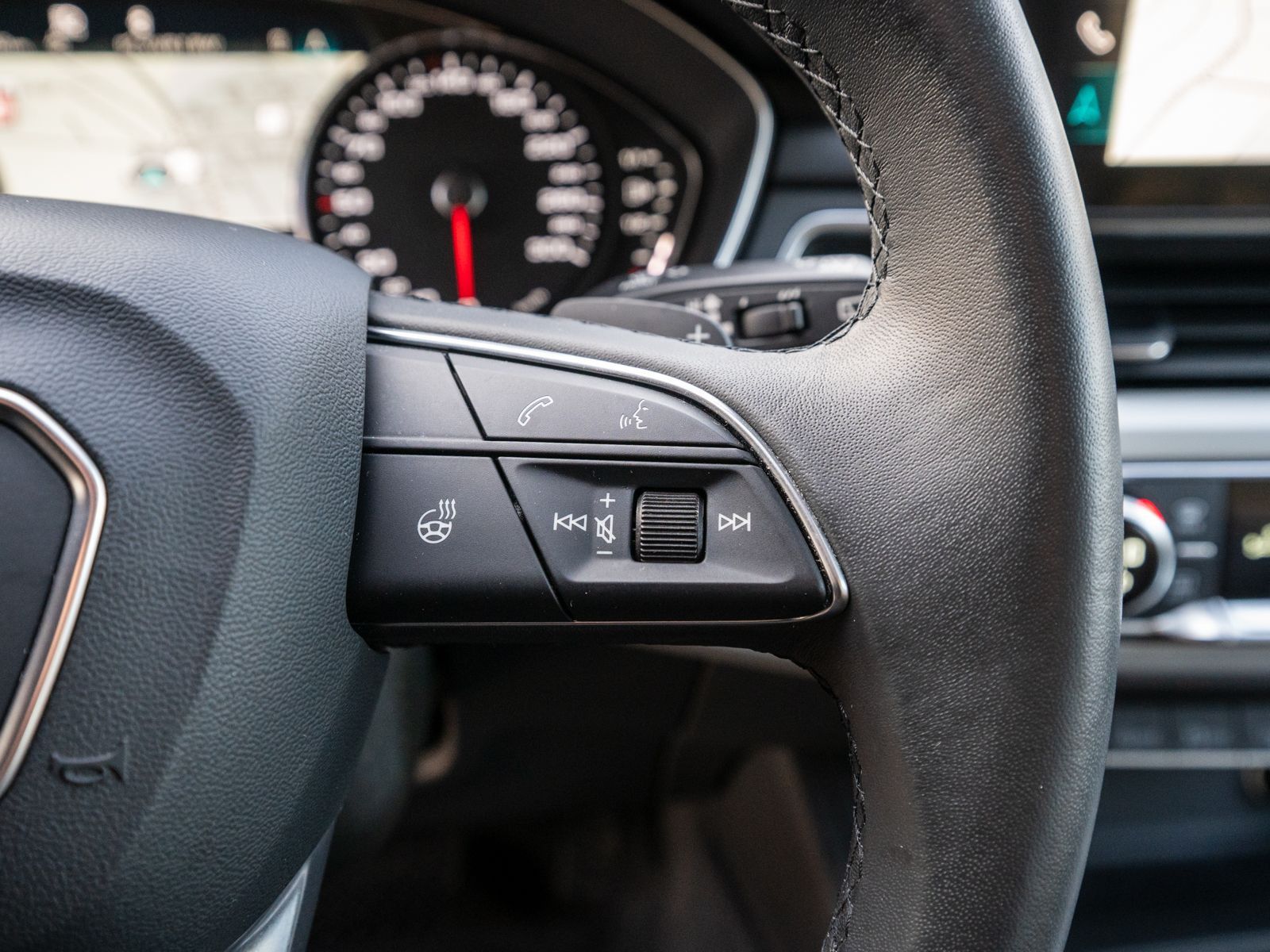 Fahrzeugabbildung Audi A4 Avant advanced 40TDI NAVI MATRIX ACC 360°