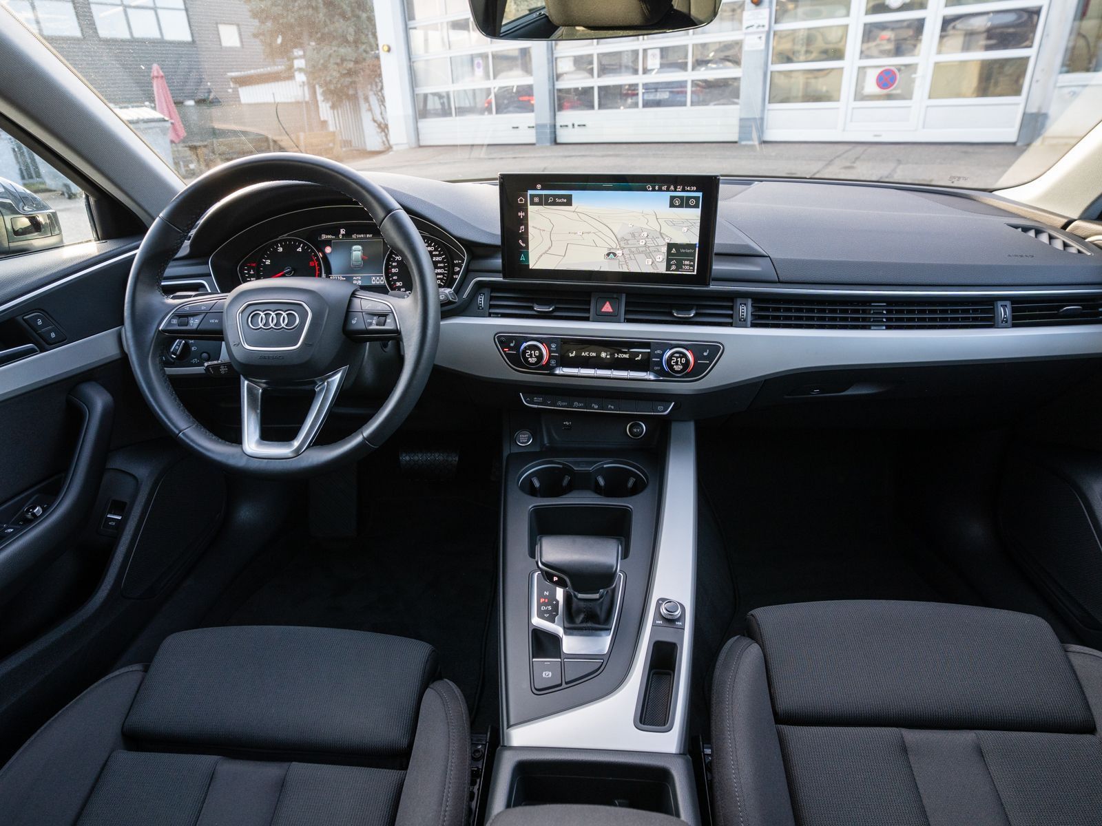 Fahrzeugabbildung Audi A4 Avant advanced 40TDI NAVI MATRIX ACC 360°