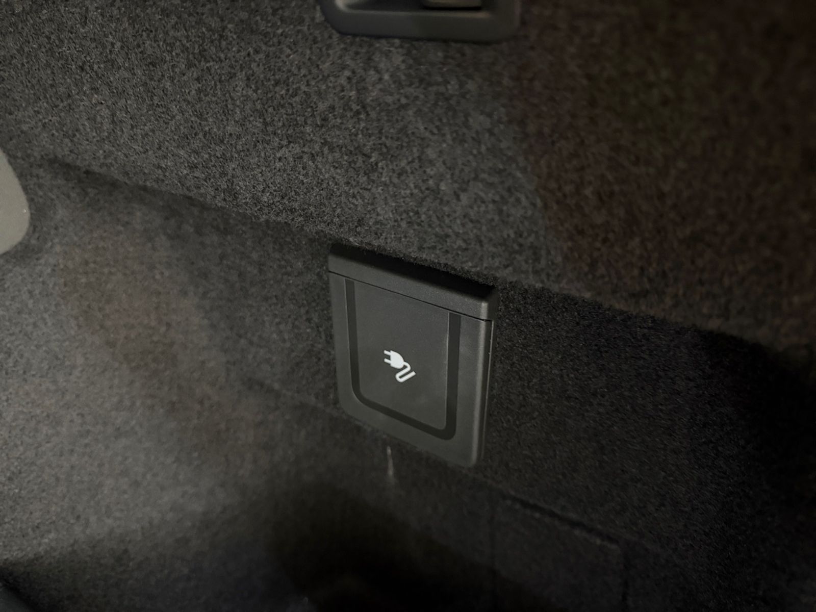 Fahrzeugabbildung SKODA Peaq Selection 90 285PS ACC 360° SONOS SHZ AHK
