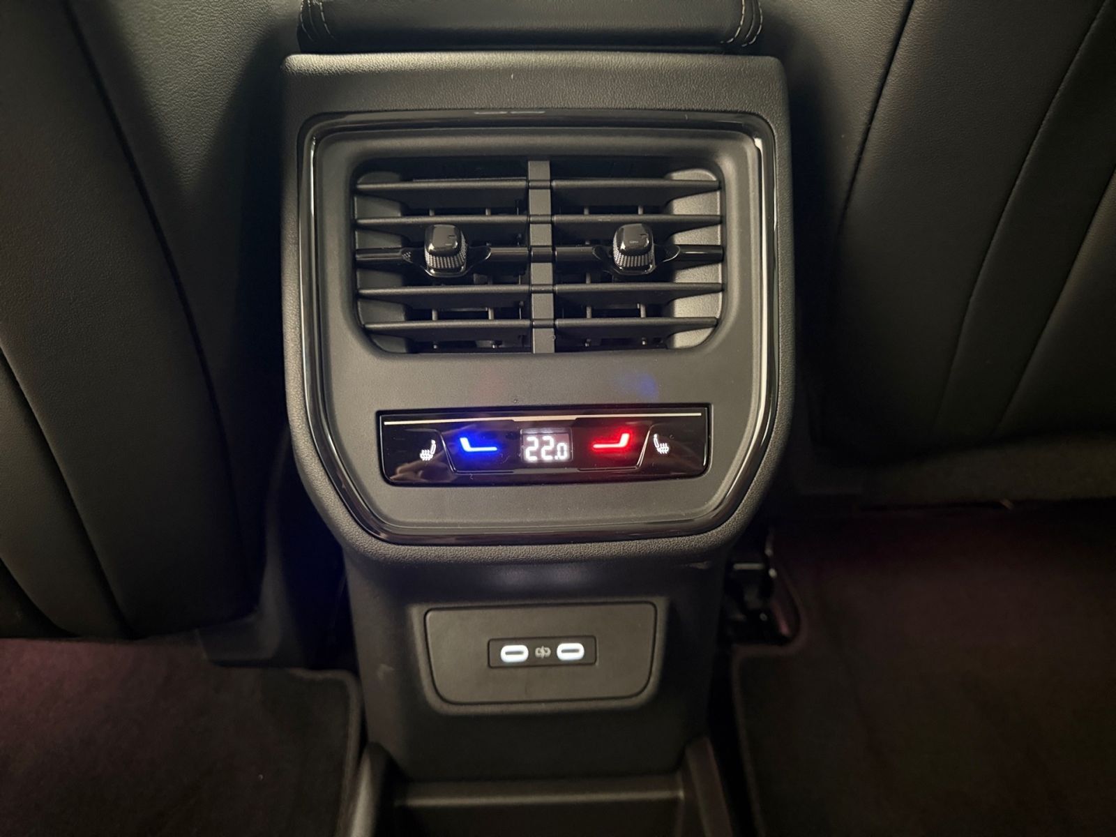 Fahrzeugabbildung SKODA Peaq Selection 90 285PS ACC 360° SONOS SHZ AHK