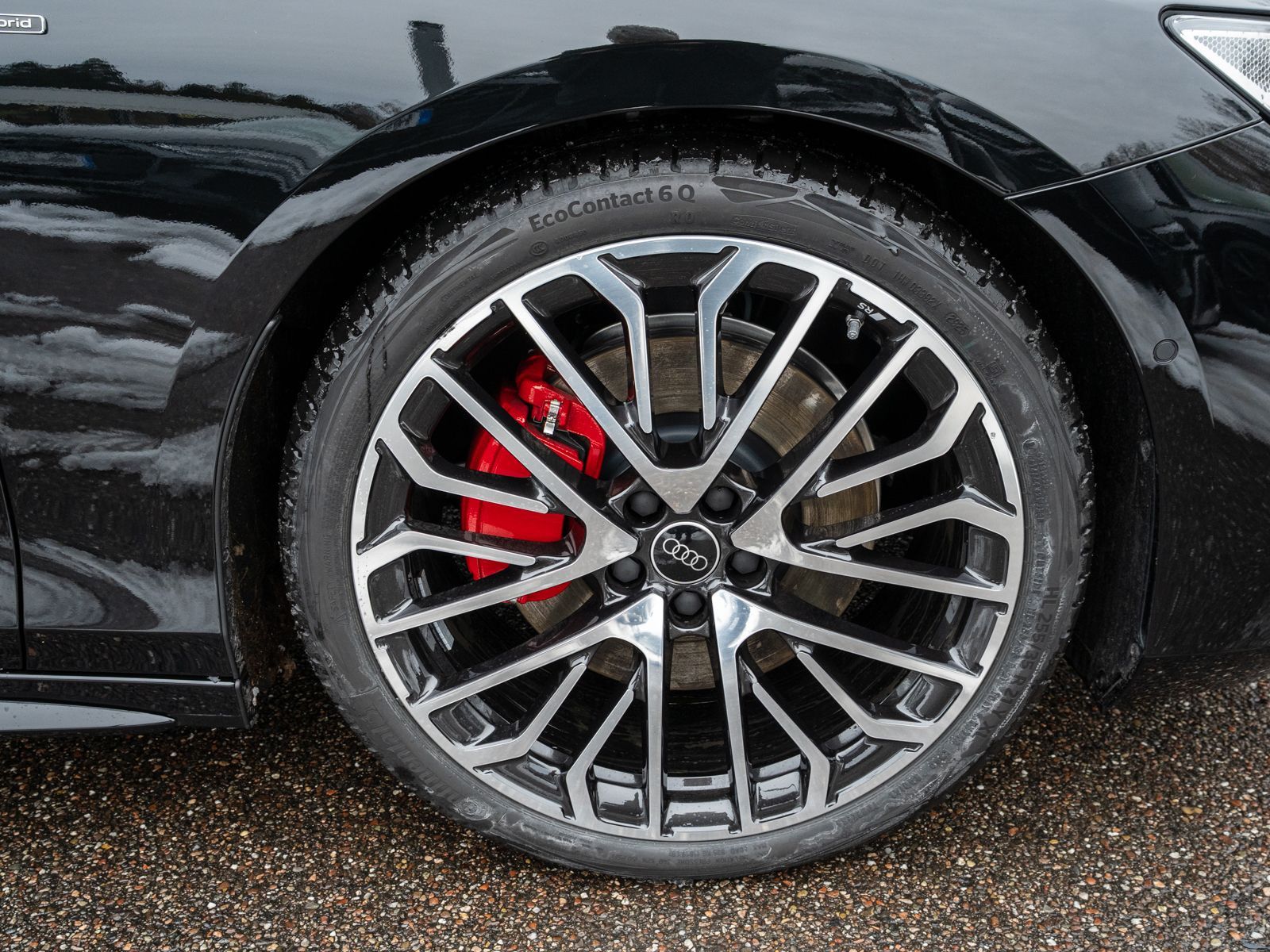 Fahrzeugabbildung Audi A6 Avant e-hybrid quattro Panoramadach AHK