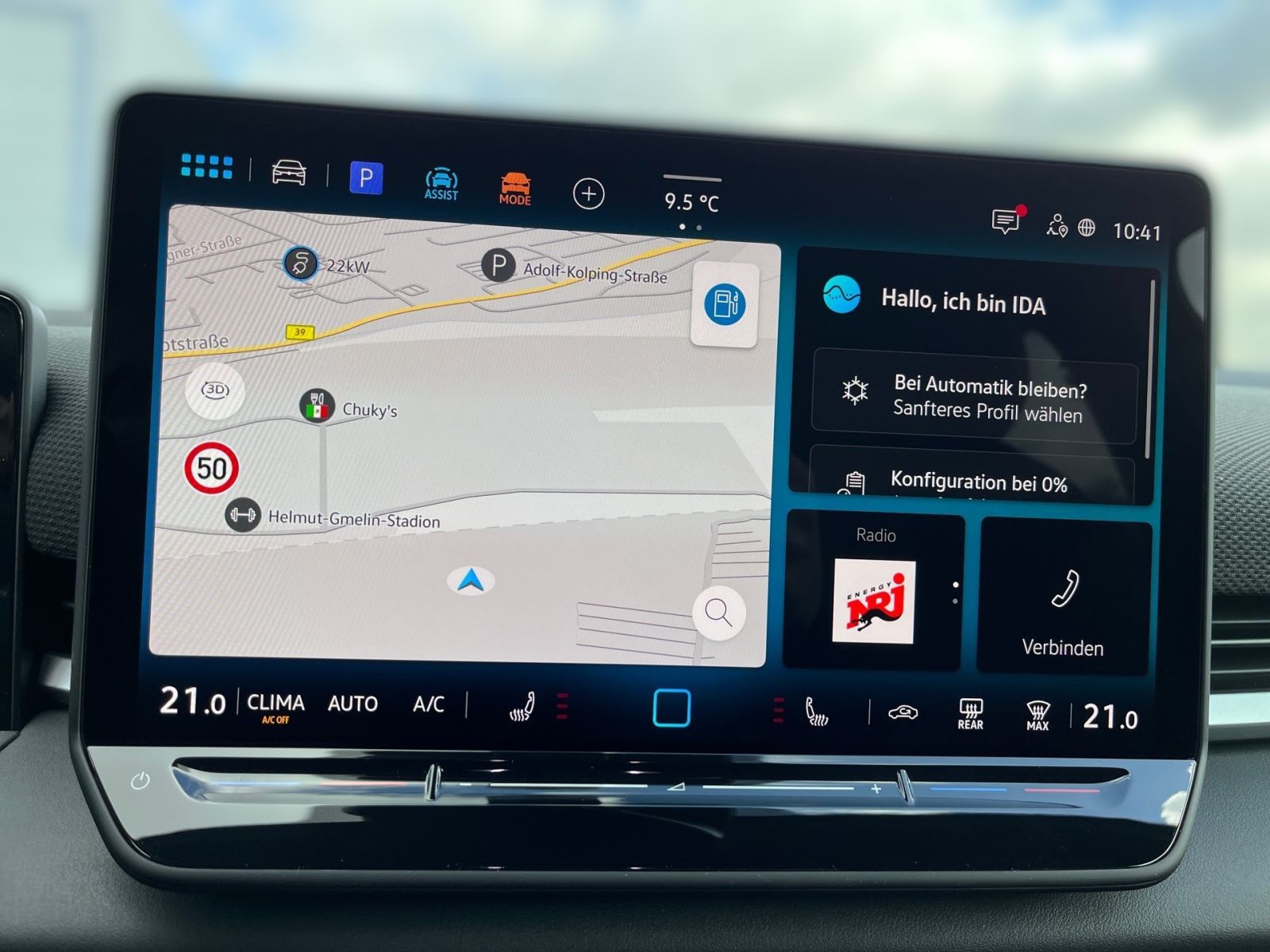Fahrzeugabbildung Volkswagen T-Roc R-Line 1.5 eTSI 110 kW (150 PS) DSG