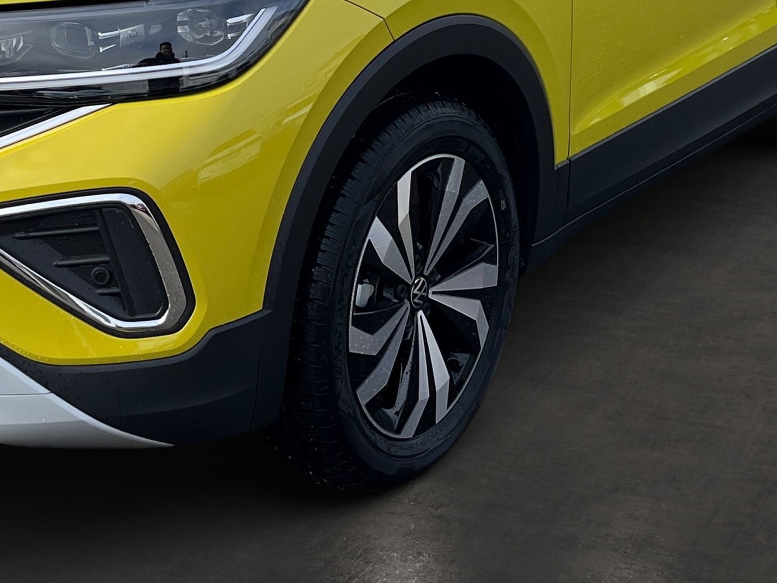 Fahrzeugabbildung Volkswagen T-Cross Style 1.0 l TSI DSG AHK RÜCKFAHR-KAMERA