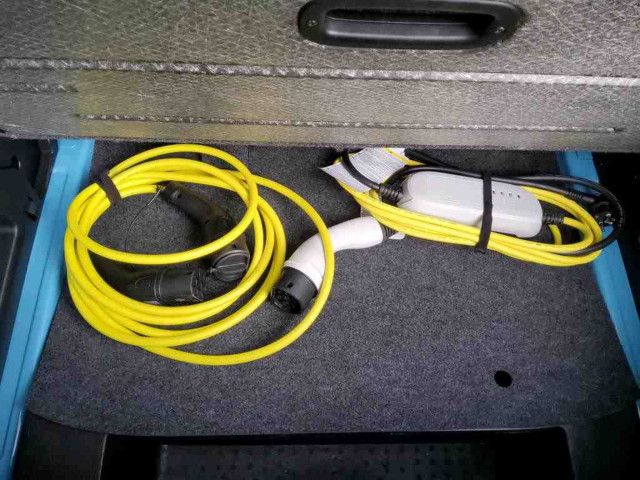 Fahrzeugabbildung Volkswagen e-up! "Max" Automatik RFK Klima CCS PDC SHZ LED