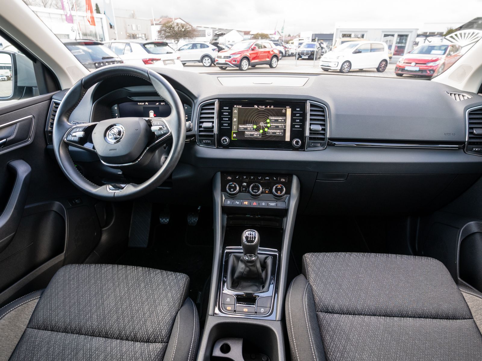 Fahrzeugabbildung SKODA Karoq Style 1.5 TSI Matrix Navi 360° SHZ GRA