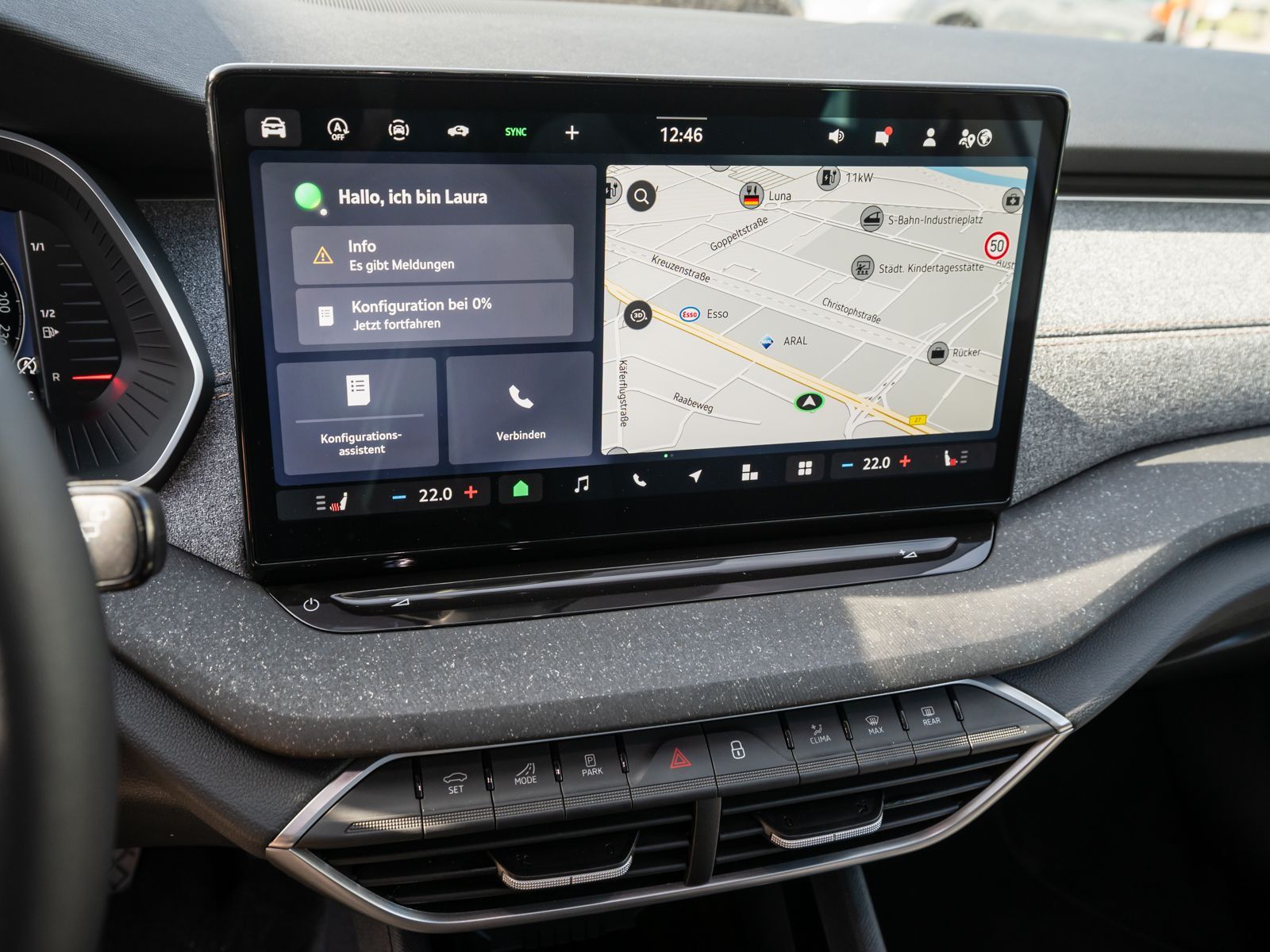 Fahrzeugabbildung SKODA Octavia Combi Selection 2.0TDI LED NAVI PANO AHK