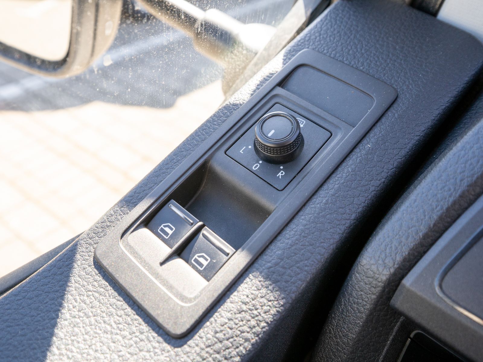 Fahrzeugabbildung Volkswagen T6 Pritsche EIKA 2.0 TSI 6-Gang Anhängerkupplung