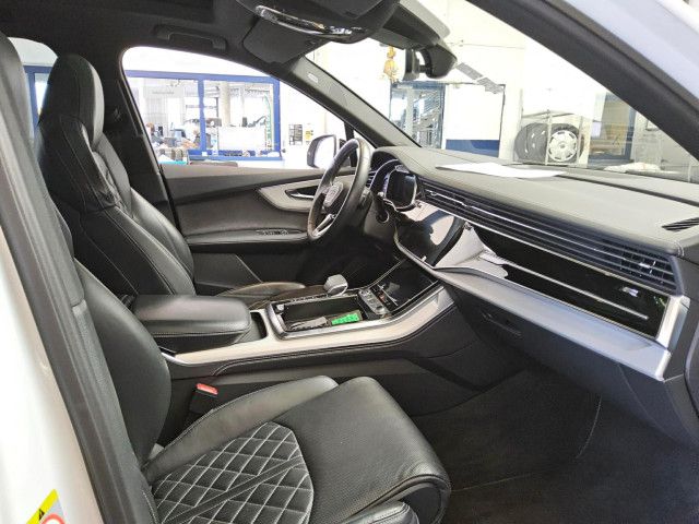 Fahrzeugabbildung Audi Q7 S line 55TFSI e quattro NAVI LED PANO B&O VC