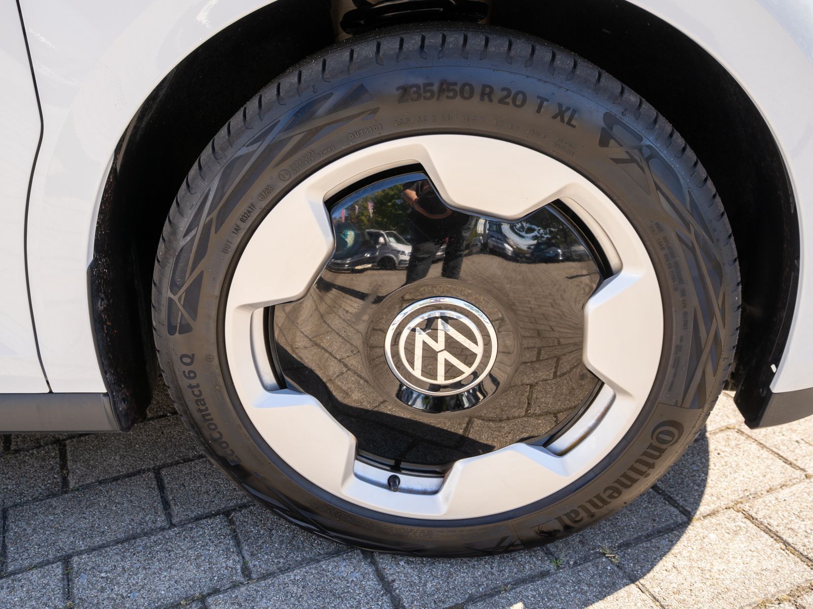 Fahrzeugabbildung Volkswagen ID.Buzz Cargo L+R MATRIX LED DSG NAVI ACC SHZ