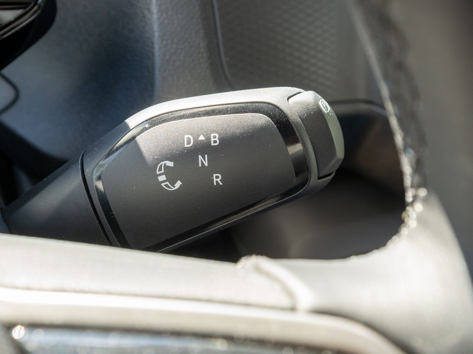 Fahrzeugabbildung Volkswagen ID.Buzz Cargo L+R MATRIX LED DSG NAVI ACC SHZ