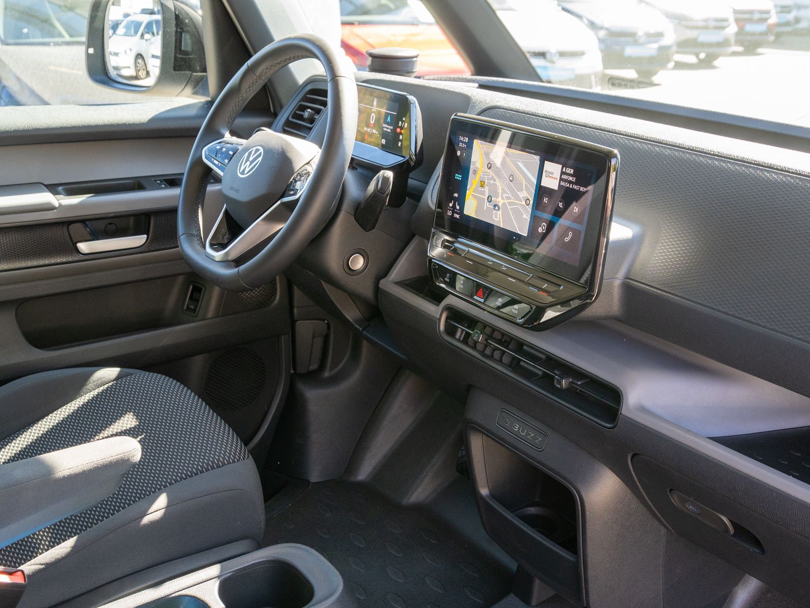 Fahrzeugabbildung Volkswagen ID.Buzz Cargo L+R MATRIX LED DSG NAVI ACC SHZ
