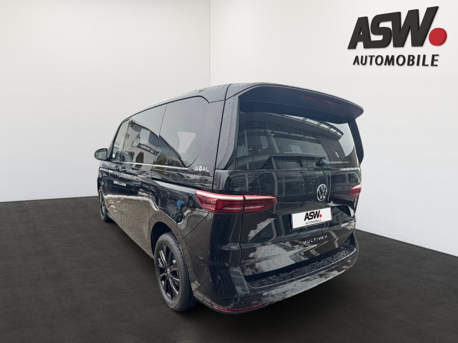 Fahrzeugabbildung Volkswagen Multivan 2.0 TSI Goal AHK PANO NAVI AREA VIEW