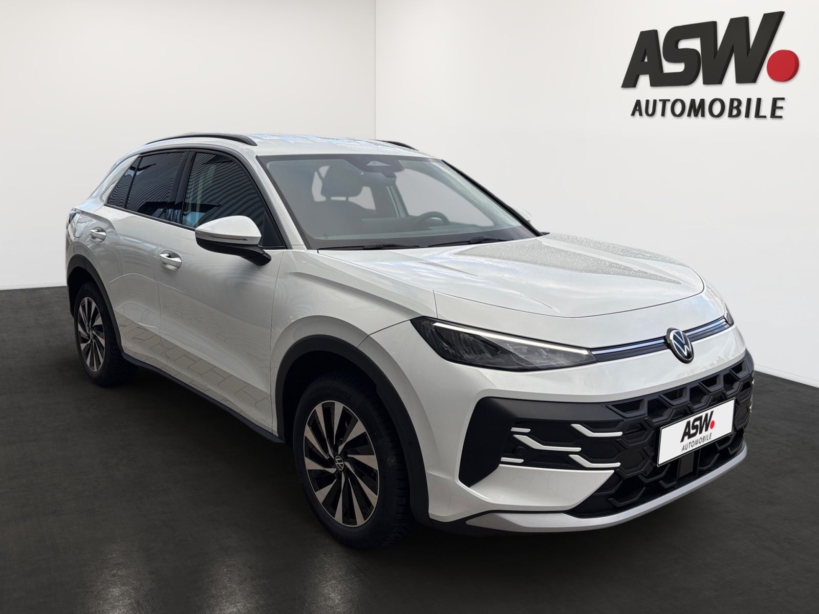 Fahrzeugabbildung Volkswagen T-Roc Life 1.5 eTSI OPF DSG