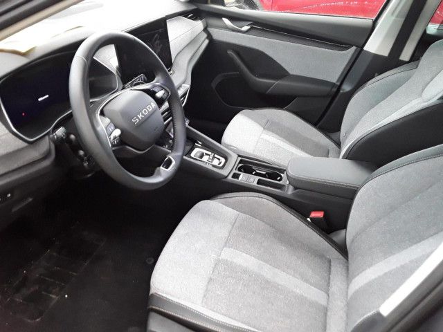 Fahrzeugabbildung SKODA Octavia Combi Tour 2.0TDI DSG RFK Stdhz PANO AHK