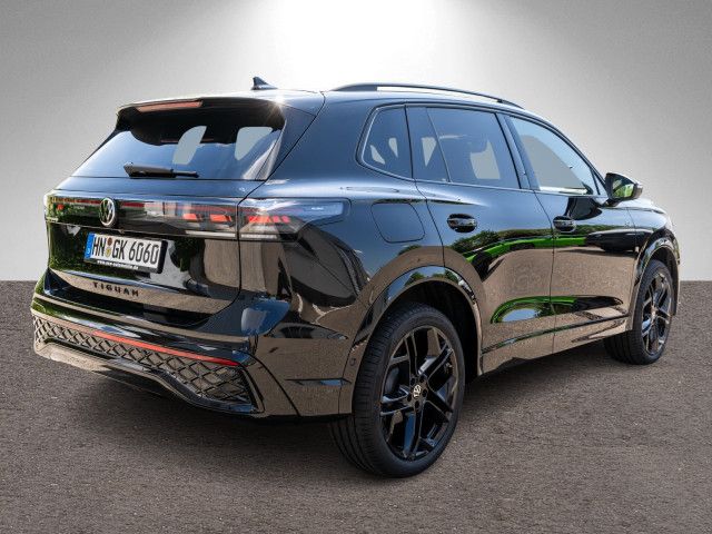 Fahrzeugabbildung Volkswagen Tiguan R-Line 2.0TDI 4M DSG LED PANO AHK