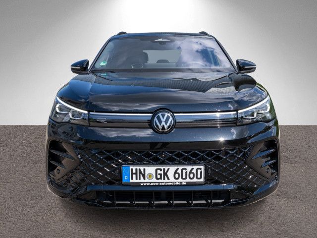 Fahrzeugabbildung Volkswagen Tiguan R-Line 2.0TDI 4M DSG LED PANO AHK
