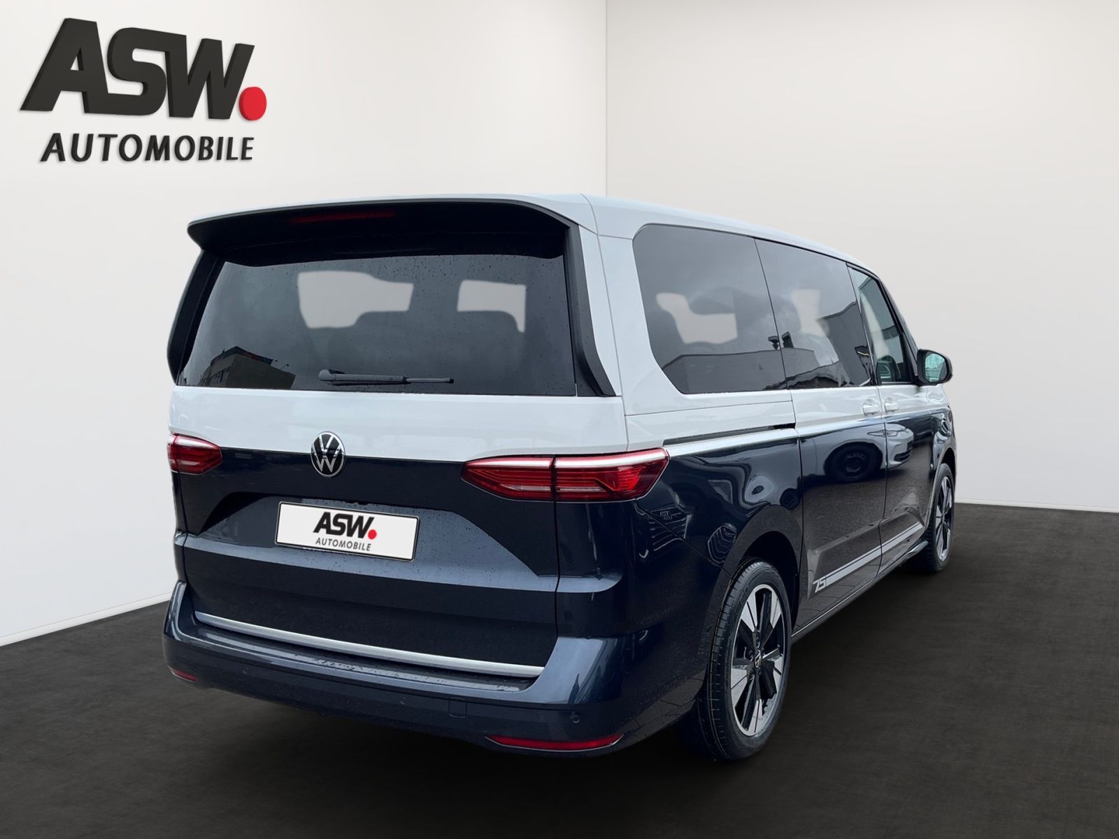 Fahrzeugabbildung Volkswagen Multivan EDITION 2.0 TDI DSG "75 Jahre Bulli"