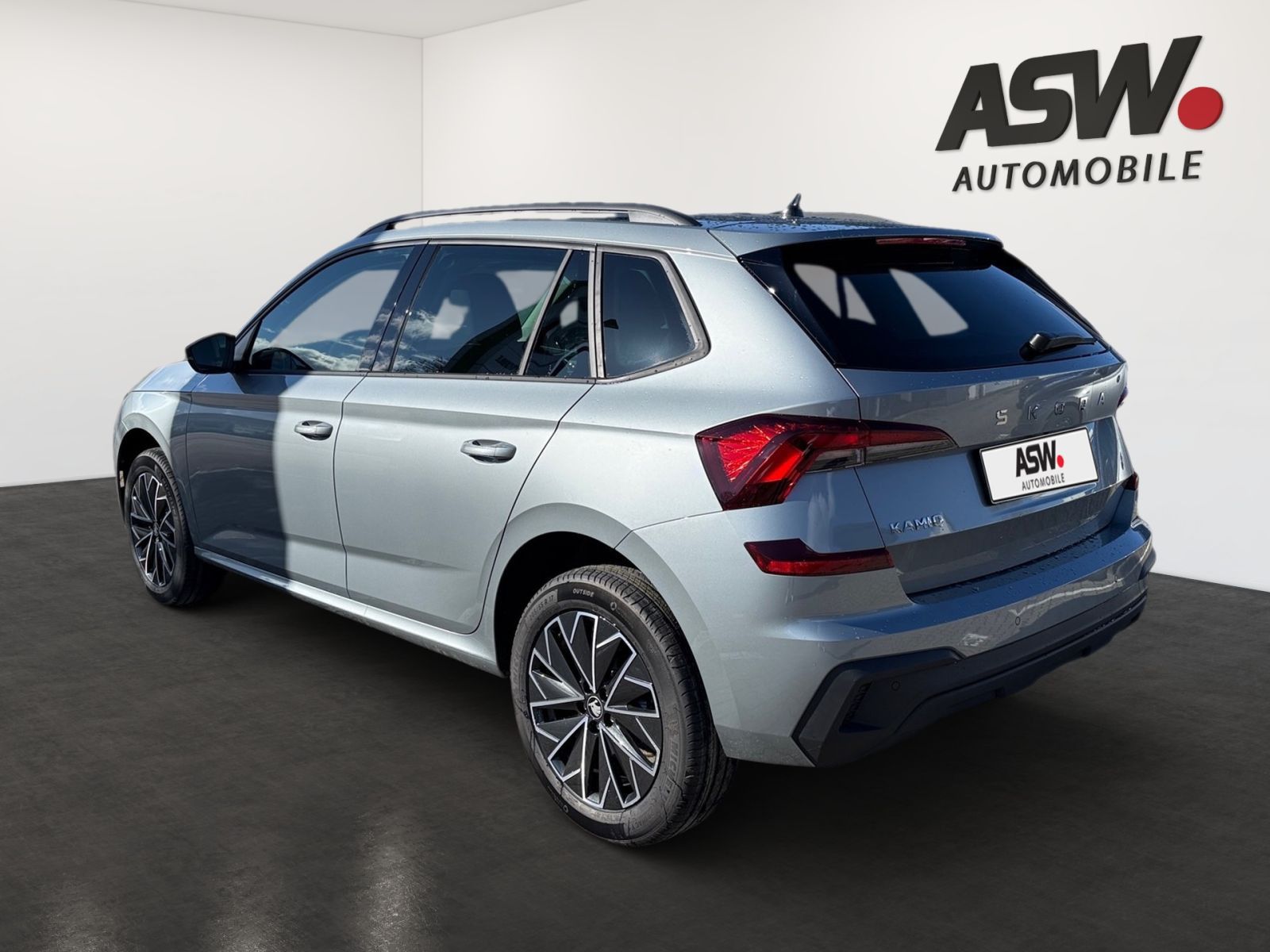 Fahrzeugabbildung SKODA Kamiq Balance 1,0 TSI 115PS DSG ACC RFK SHZ AHK