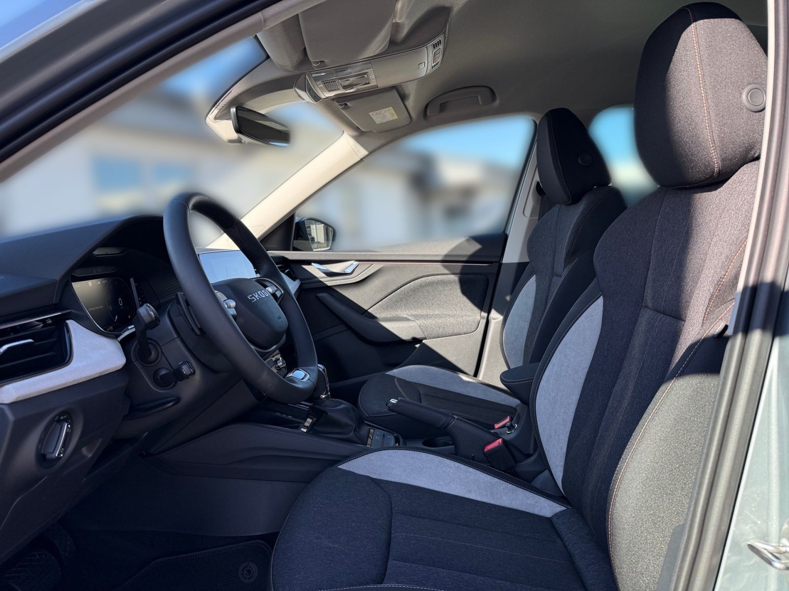 Fahrzeugabbildung SKODA Kamiq Balance 1,0 TSI 115PS DSG ACC RFK SHZ AHK