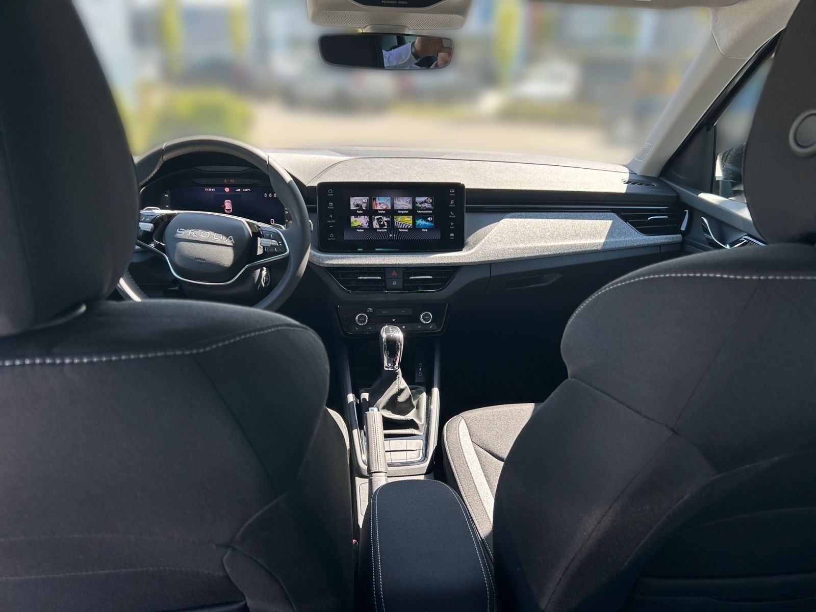Fahrzeugabbildung SKODA Kamiq Balance 1,0 TSI 115PS DSG ACC RFK SHZ AHK