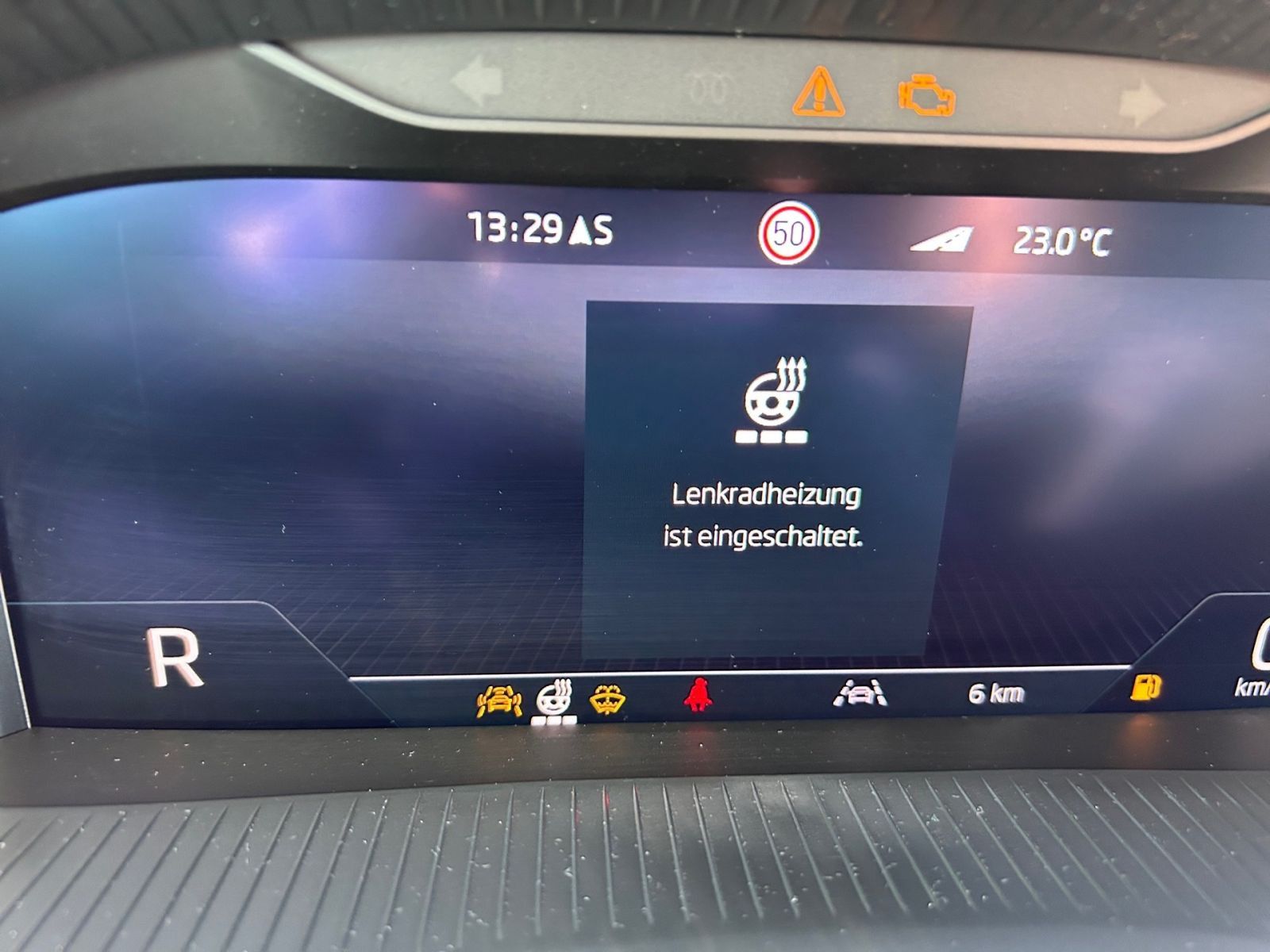Fahrzeugabbildung SKODA Kamiq Balance 1,0 TSI 115PS DSG ACC RFK SHZ AHK