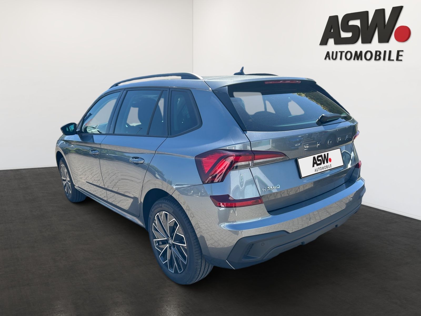 Fahrzeugabbildung SKODA Kamiq Balance 1,0 TSI 115PS DSG ACC RFK SHZ AHK