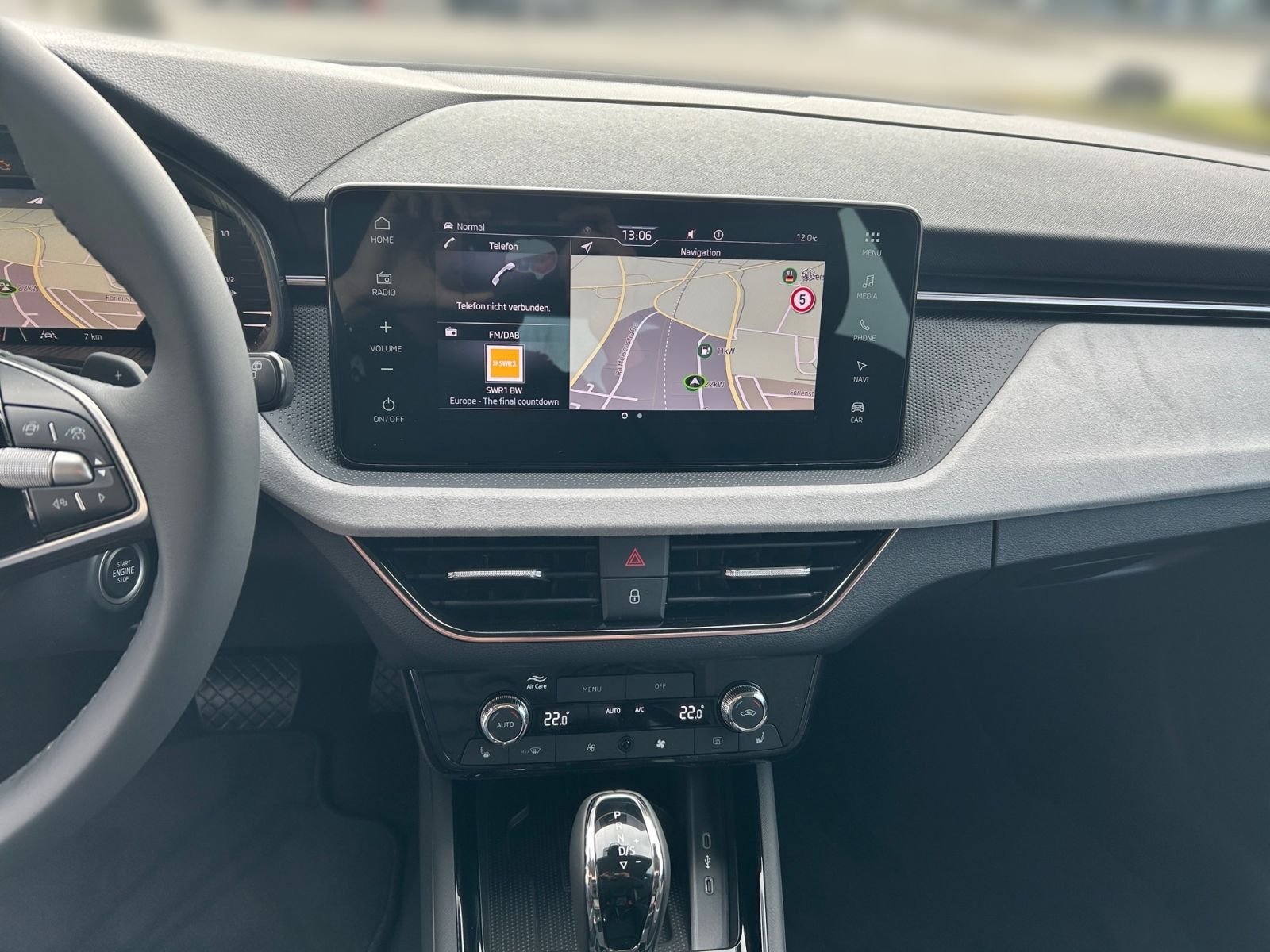 Fahrzeugabbildung SKODA Kamiq Balance 1,0 TSI 116PS DSG ACC RFK SHZ AHK