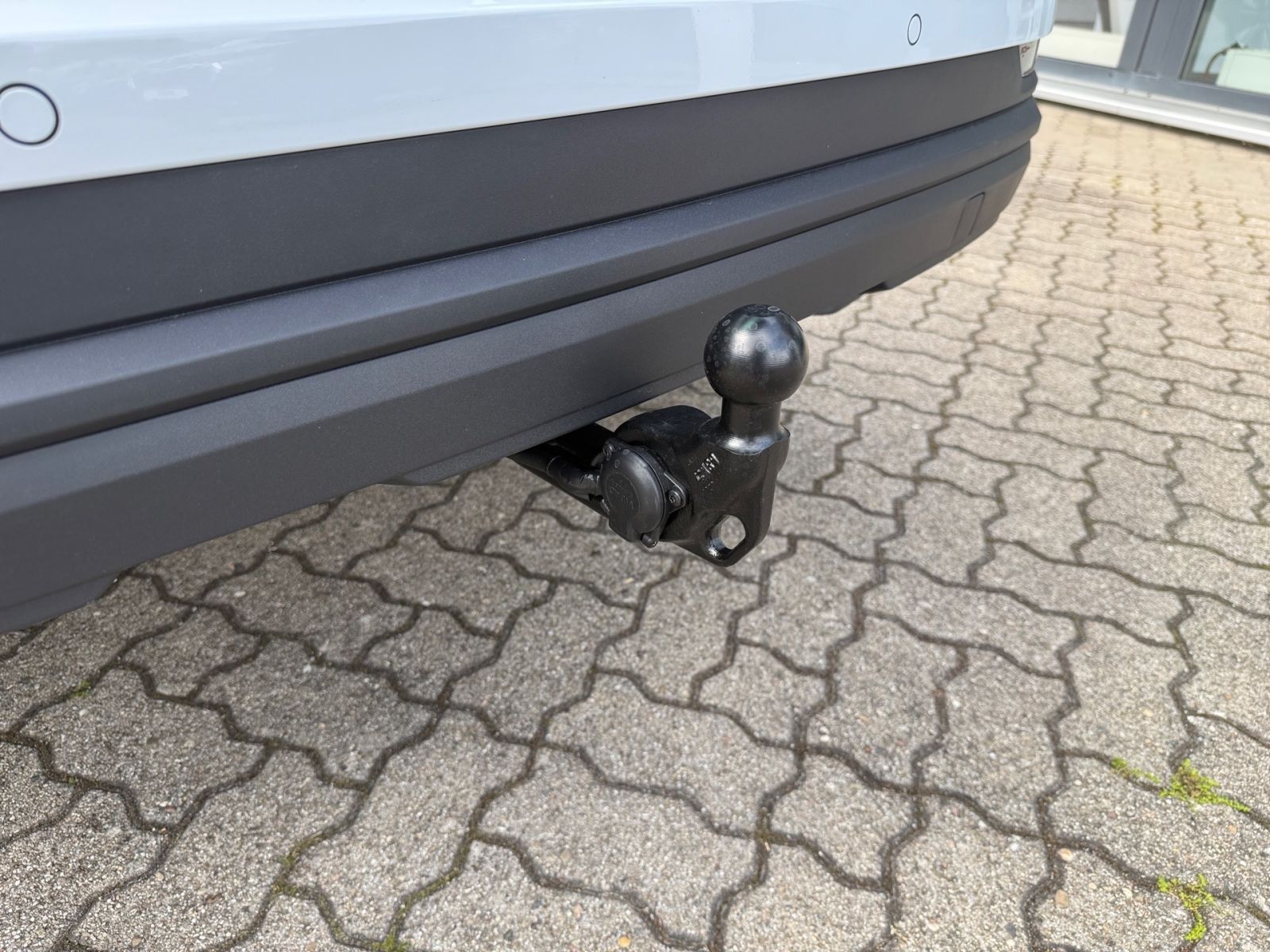Fahrzeugabbildung SKODA Karoq Balance 1,5 TSI 150PS DSG ACC PDC SHZ AHK