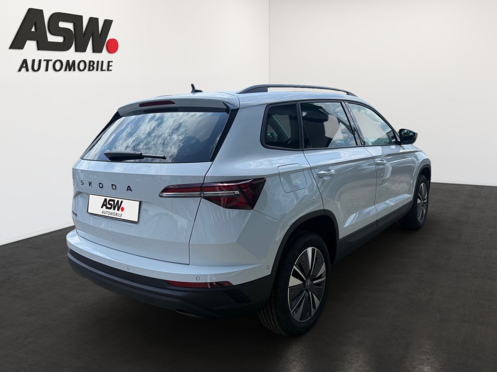 Fahrzeugabbildung SKODA Karoq Balance 1,5 TSI 150PS DSG ACC 360° SHZ AHK