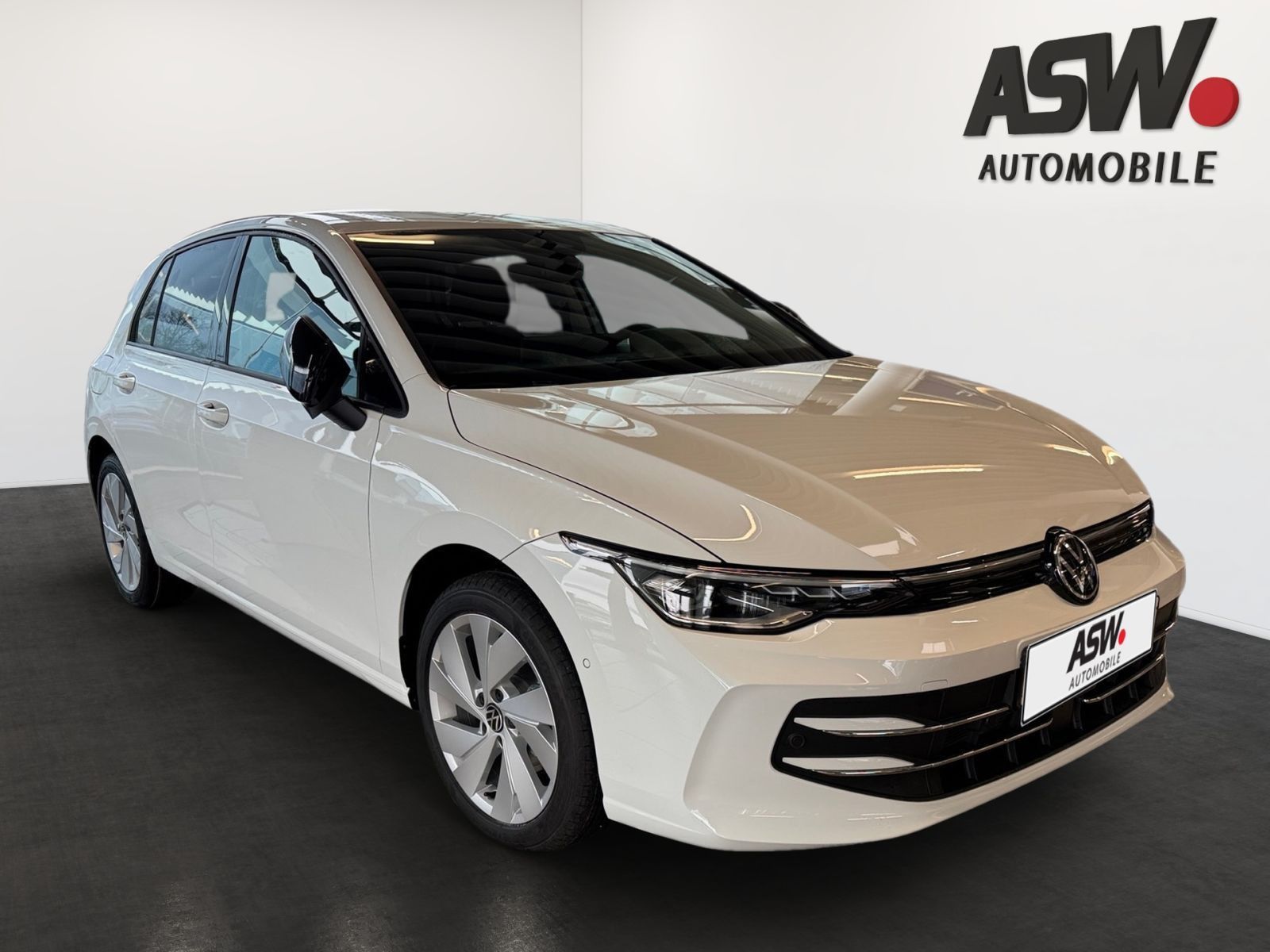 Fahrzeugabbildung Volkswagen Golf ENERGY 1.5 eTSI DSG AHK LED-Scheinwerfer
