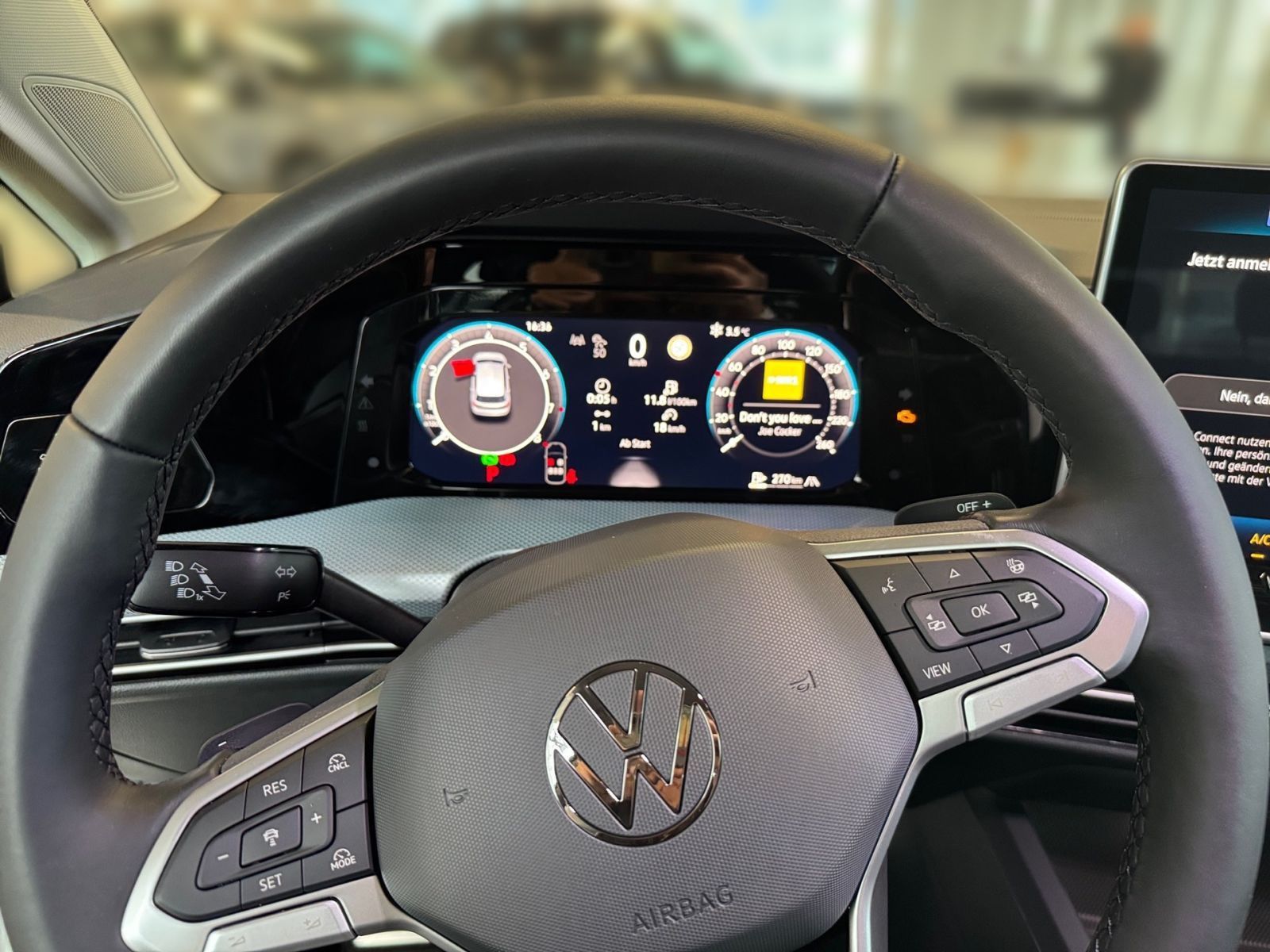 Fahrzeugabbildung Volkswagen Golf ENERGY 1.5 eTSI DSG AHK LED-Scheinwerfer