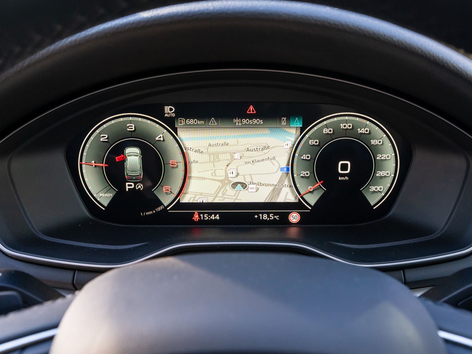 Fahrzeugabbildung Audi A4 Avant advanced 35TDI S tronic LED NAVI AHK VC