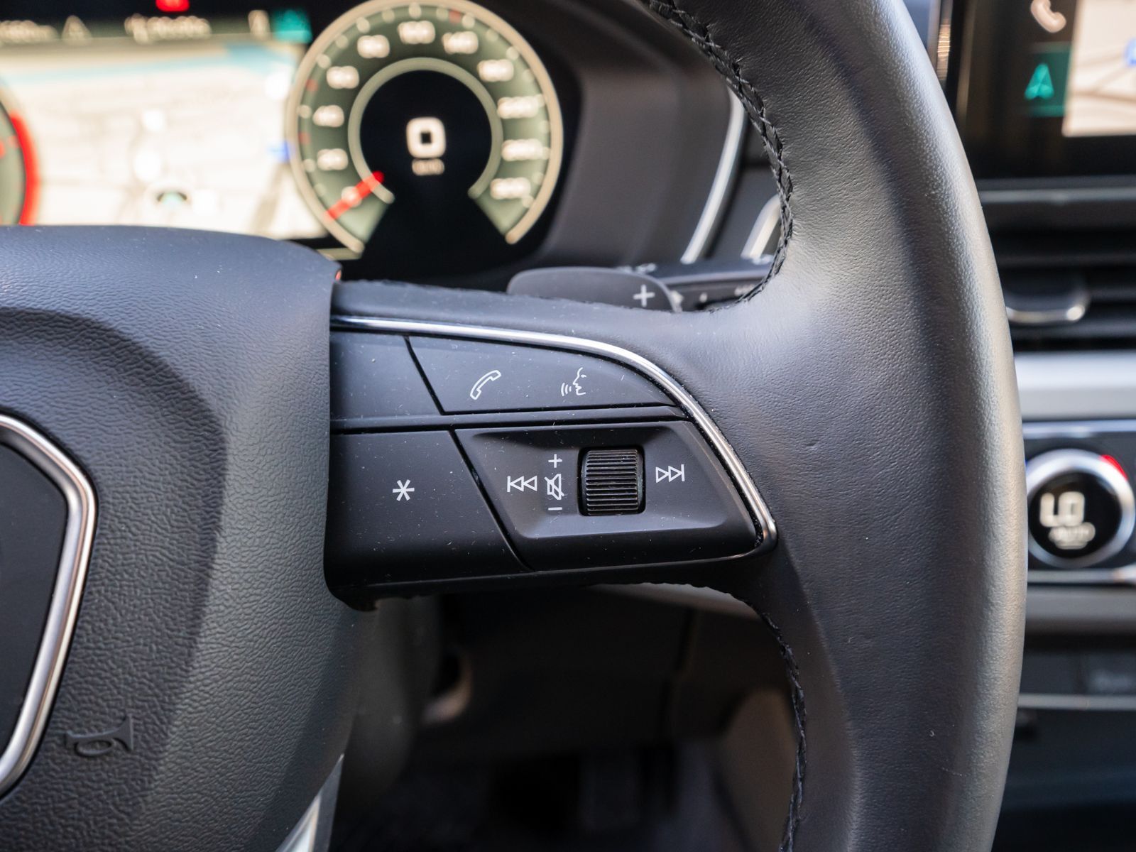 Fahrzeugabbildung Audi A4 Avant advanced 35TDI S tronic LED NAVI AHK VC