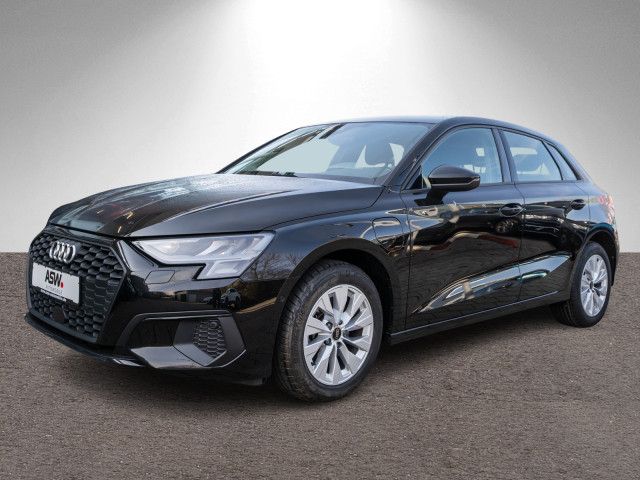 Fahrzeugabbildung Audi A3 Sportback 40 TFSI e S tronic NAVI RFK SHZ VC