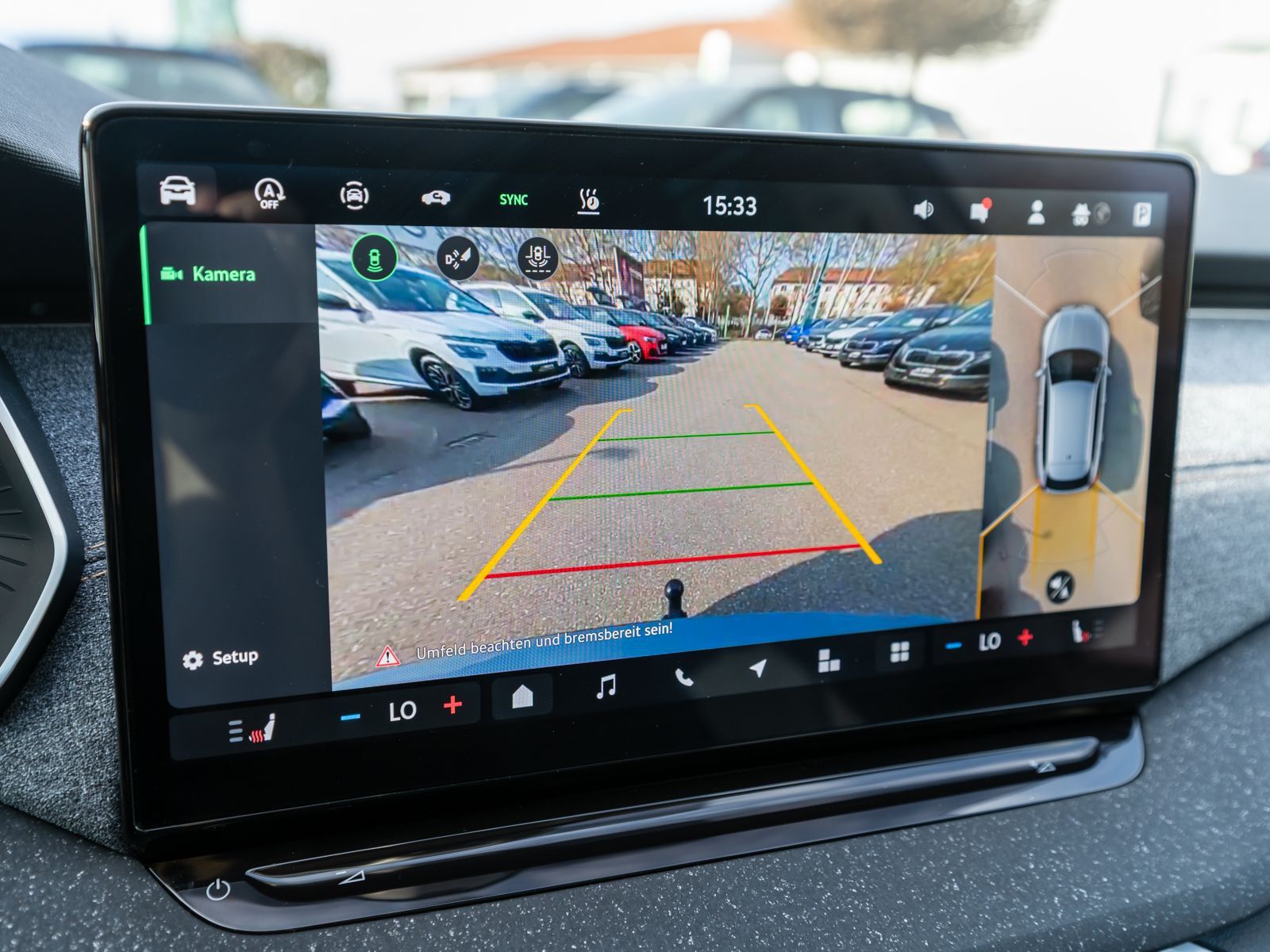 Fahrzeugabbildung SKODA Octavia Combi Tour 2.0TDI DSG RFK Stdhz PANO AHK