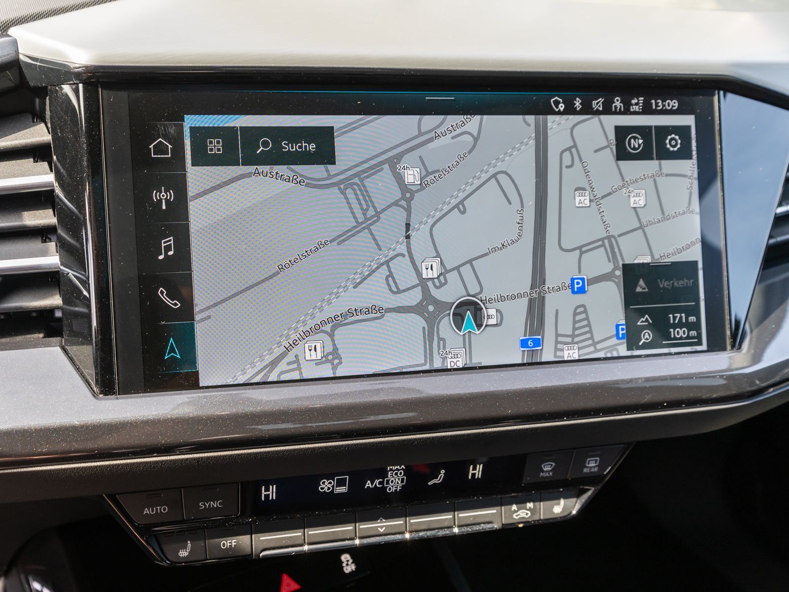 Fahrzeugabbildung Audi Q4 Sportback 50e-tron quattro S line PANO HUD VC