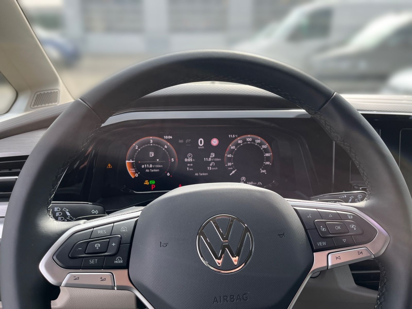 Fahrzeugabbildung Volkswagen Multivan ENERGY 2.0TDI DSG 360° Kamera Navi AHK