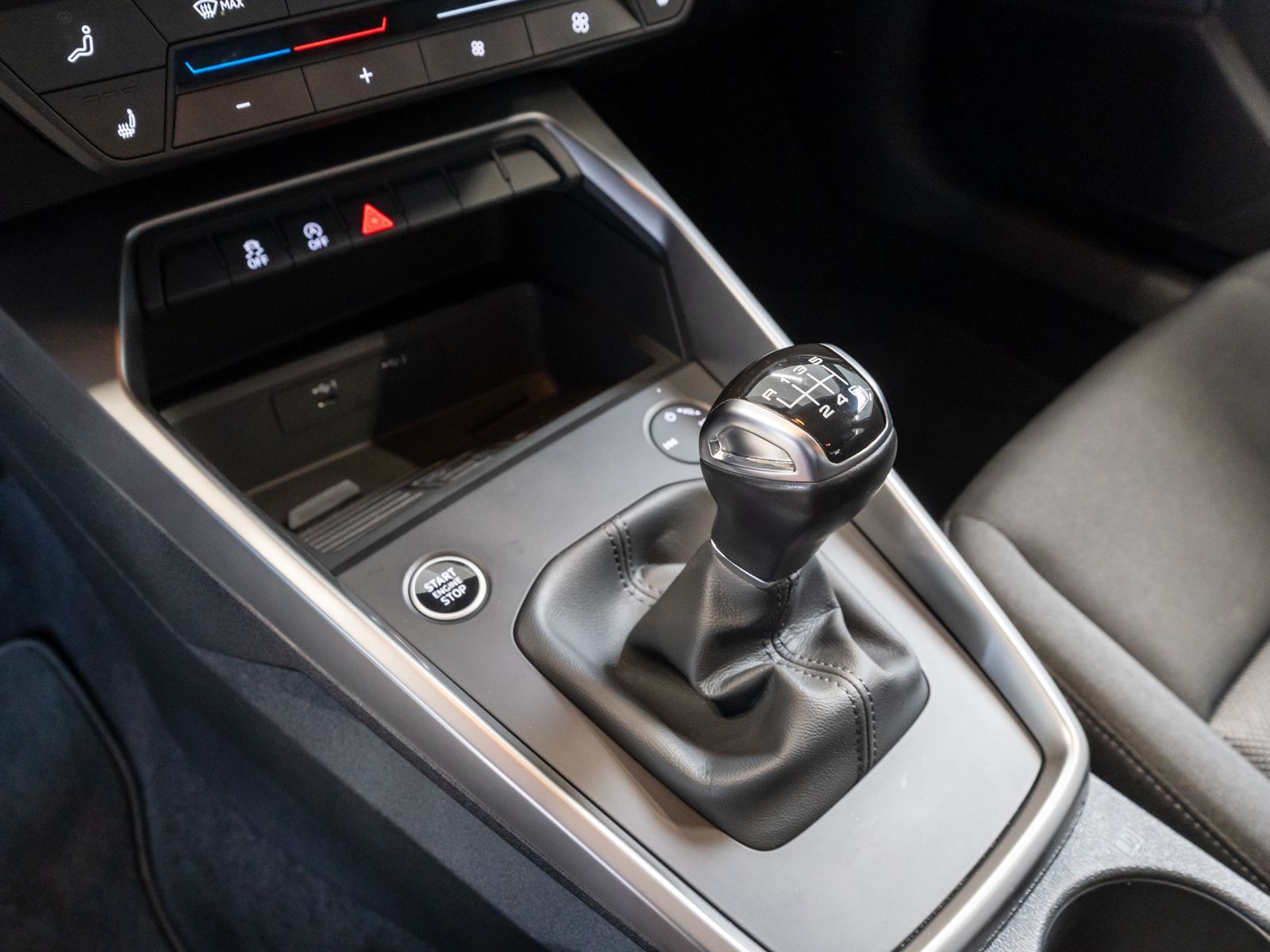 Fahrzeugabbildung Audi A3 Sportback 35 TDI ACC PDC SHZ NAVI VC