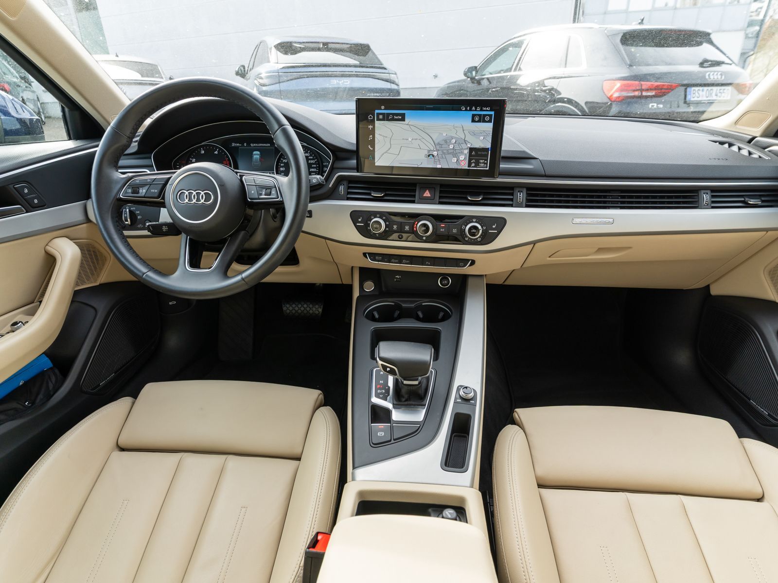 Fahrzeugabbildung Audi A4 Avant S line 40TDI quattro NAVI LED RFK B&O
